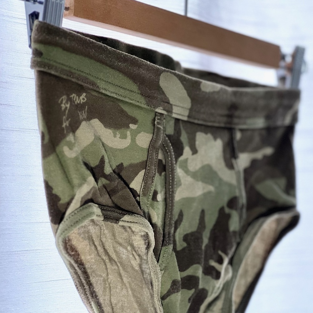 THE WHITE BRIEFS Camo brief
